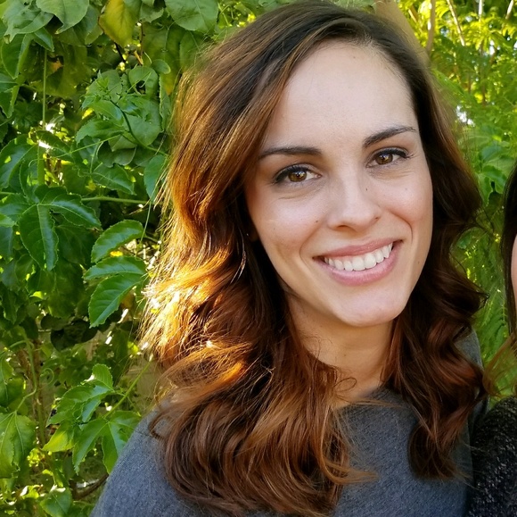 Meet your Posher, Angela - Picture 1 of 1